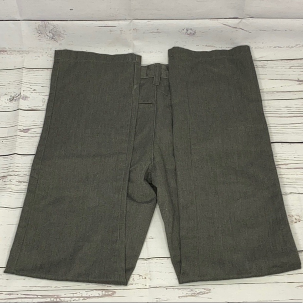 Grey Volcom Pants - image 2